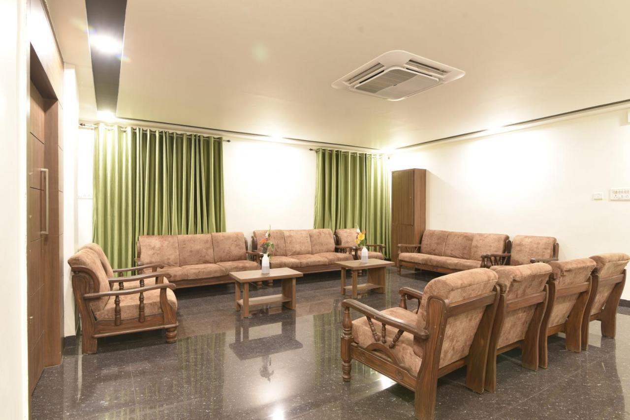 Hotel Clove Bijapur  Luaran gambar
