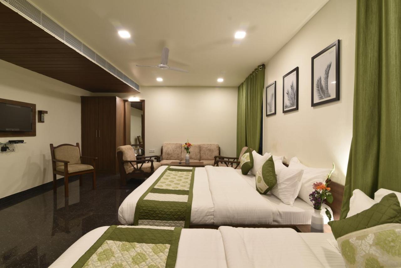 Hotel Clove Bijapur  Luaran gambar