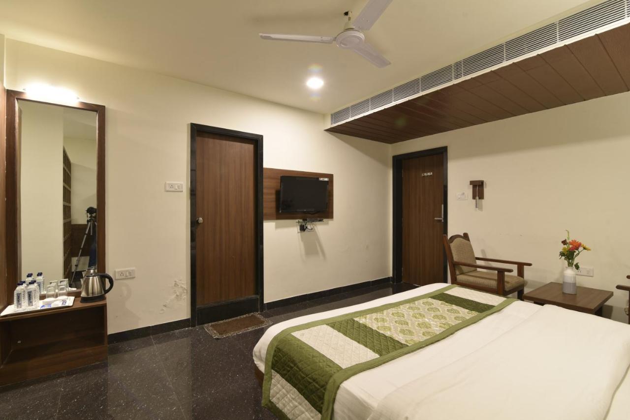 Hotel Clove Bijapur  Luaran gambar