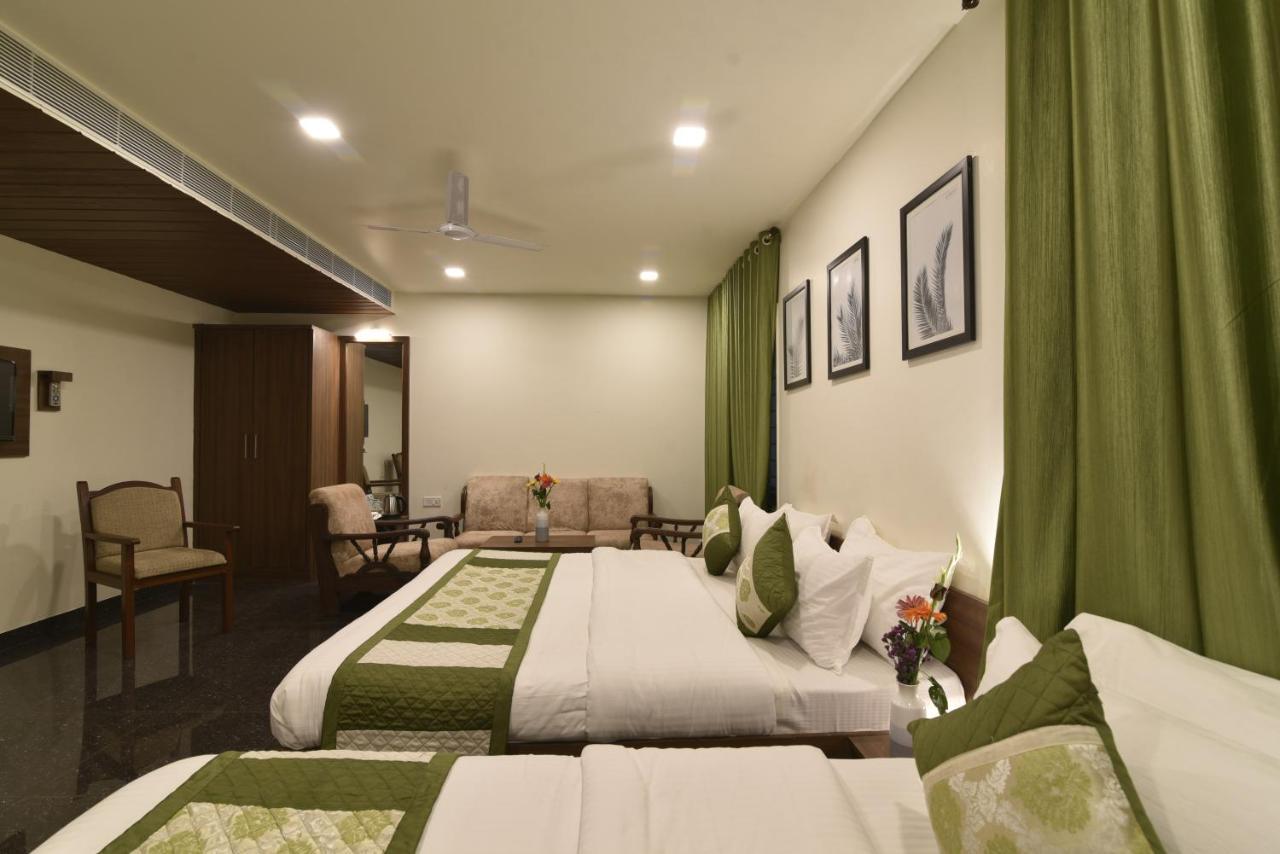Hotel Clove Bijapur  Luaran gambar