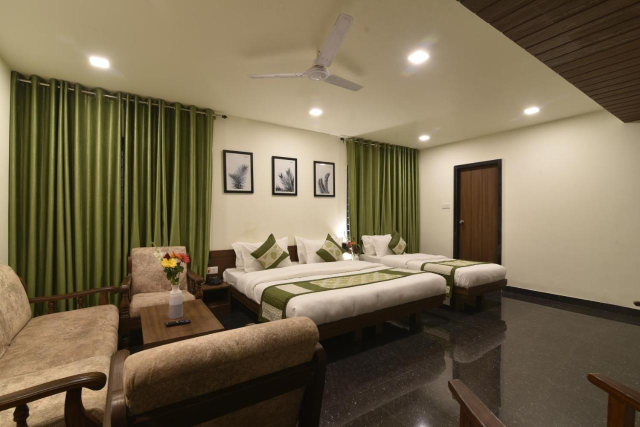 Hotel Clove Bijapur  Luaran gambar